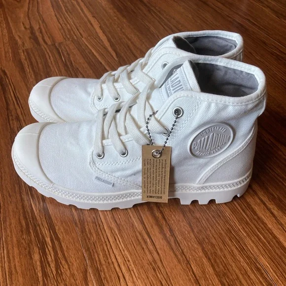 Palladium Pampa HI Women’s White boot - Picture 3 of 10